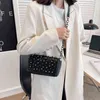 Nxy حقيبة يد حقيبة الإناث 2022 جديد أزياء ins عالية المعنى برشام سلسلة واحدة الكتف رسول 0210