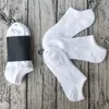 Tenue de Yoga chaussettes de cheville hommes chaussettes courtes coton de haute qualité avec motif de pied sport d'étiquettes noir blancei5sei5s