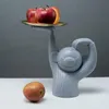 皿の猿のトレイフルーツプレートキャンディーケーキスナックラッククリエイティブ飾りリビングルームホームモダンな樹脂像の装飾工芸品2021