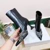 Peau de serpent étrange talon femmes bottes courtes bout pointu en cuir véritable piste bottine cristal clouté loisirs robe chaussons