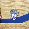 Alfileres, broches bosque tucán mariposa espíritu mujer llorando colorido loro esmalte Pin insignia joyería regalo para niños amigos