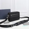 Mens Unisex Homme 카메라 메신저 가방 오리지널 박스 어깨 가방 지갑 핸드백 디자이너 동전 지갑 고품질 백팩 241k