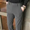 Męskie Garnitury Blazers Pantalones Hombre Brytyjski Styl Jesień Zima Solid Slim Fit Mężczyźni Dress Spodnie Proste Wszystkie Mecz Formalne Nosić Business Tro