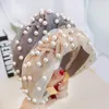 女性の女の子のための創造的な結び目真珠のヘッドバンドの手作りの広い色ガーゼ生地のツイストのヘアバンドベゼルヘアフープヘアアクセサリー