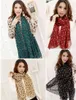 150 * 50cmNew Kvinnor Chiffon Silk Scarfs Fashion Spring Square Polyester Scarves Skriv ut Blommor Sjal Sommar Sjalar och Hijab Y1108