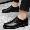 Kleid Schuhe Vintage Designer Oxford Lether männlich de 2021 Herren Sport auf Hombre Menshoes Shos Stil Schuh Formale Bequeme Mann Größe