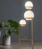 Postmodern kreativ ledd golvlampa studie vardagsrum tre ben vertikala armaturer sovrum glasboll hem stående belysning