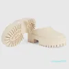 2021 Sandálias de Luxo Sandálias Mens Slippers Deslizante Desligamento Candy Color Flat Heaver Heavers Slipper Sapatos Jelly Flip Flops Slides Outdoor 396