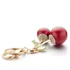 Porte-clés en cristal strass pour femmes, pendentif de sac, cerise rouge, dessin animé mignon pour voiture, porte-anneau, bijoux
