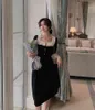 Bahar Fransız Retro Hepburn tarzı uzun kollu dantel kare yaka kontrast renk yüksek bel siyah elbise kadınlar 210429