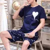 Pyjama Sets Mannen Zomer Korte Mouw Tops Shorts Zomer Katoen Pyjama Home Pak Mens Nachtkleding Losse Nachtkleding 2pcs / Set 210812