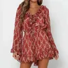 Boho Floral Print Paysituit Женщины Летняя вспышка с длинным рукавом Rucher Party Bodysuit Chic V-образным вырезом Шифон Beach Комбинезон 210414