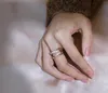 Kadın Düğün Parmak Yüzük Çapraz Açılış Yüzük Kadın Ayarlanabilir Moda Kore Versiyonu Basit Hafif Lüks Kişilik