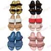 2021 Men Luxurys Designers Flip Flops Slippers Slides Summer Fashion Women Flat Sandals Top Quality Shoes 35-45