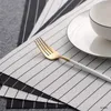 TABELL MAT SET PACK OF 4PCS Hem Tvättbara PVC Placemats Crossweave Woven Tabellmattor Värmebeständig plats Mat Lätt att rengöra 210817