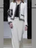 Femmes Vestes Élégant Twist Blanc Femmes Vintage O-cou À Manches Longues Court Tweed Veste Manteau 2021 Piste Printemps Automne Dame Top De Luxe Tissu