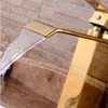 Rubinetti del bagno Rubinetto per vasca da bagno con cascata d'oro Miscelatore per acqua Rubinetto per lavabo dorato Montato su piattaforma calda e fredda ELS1502G