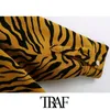 TRAF Kadınlar Moda Boy Hayvan Baskı Gömlek Ceket Kaban Vintage Uzun Kollu Cepler Kadın Giyim Şık 210415 Tops