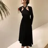 Jesień Korea Elegancka sukienka Zestaw Kobiety Slim Retro Casual Party Vintage 2 Sztuka Kostium Francja + Długi rękaw TOP 211106