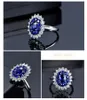 Prenses Lüks Kırmızı Mavi Kristal Yakut Safir Gemstones Diamonds Yüzükler Kadınlar Için Beyaz Altın Gümüş Renk Takı Bijoux Hediyeler