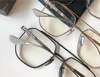 Ny mode design optisk glasögon 8034 kvadratisk metallram med utsökt laser mönster enkel och mångsidig stil retro transparenta glasögon