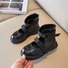 Stövlar mode spänne barn pu läder grunda fotled för tonåringar barn design andningsbara krok loop non slip girls skor