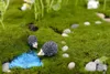 Bahçe Süslemeleri Kirpi Anne ve Oğlu Karikatür Mini Hayvanlar Süs Minyatürleri Peyzaj Dekor RH2505