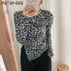 MATAKAWA Vintage Round Neck Slim Woman Tshirts Irregular Side Tops Slit Leopard Print Bottoming T-shirt Women Fashion Clothing 210513