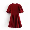 Мода сладкое красное бархатное мини платье женщина с коротким рукавом сексуальная глубокая V-образным вырезом девочек Vestidos фонарик шикарный ткань 210421