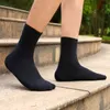 10 pares de calcetines masculinos de marca de estilo negro para hombres de negocios, suaves, transpirables, de alta calidad, de talla grande (38-47)