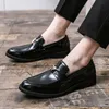 Läderklänning Mens Lather Shoes Men's Loafers Moccasins For Men Formal Fashion Casual Slip On Man Shoe Office Male 9458 Mal