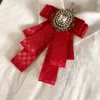 Pins, broches vintage lint strikje broche crystal bloem pins bowtie badge kraag pin voor vrouwen mannen bruiloft party accessoires geschenken