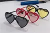 Lunettes de soleil design de mode 03960S monture en forme de coeur lentille coupée en cristal style simple et tendance été extérieur lunettes de protection UV400 qualité supérieure