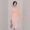 Donne a v-collo Sexy Design del marchio Elegante Pink Single Slim Spring Dress Funge a maniche lunghe Midi Abiti 210506