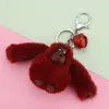 Anahtarlıklar Patlayıcı Yumuşak Peluş Maymun Goril Bebeği Keychain Pompom Kabarık Anahtar Zincir Çift Öğrenci Çantası Kolye