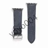 Apple Watch Band Series 6 5 4 3 2 40mm 44mm 38mm 42mm 팔찌에 대한 새로운 디자인 가죽 스트랩 IWatch 벨트 Y04