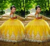 2022 vestido de fiesta amarillo mini vestidos de quinceañera niños pequeños bordados fuera del hombro mangas niñas desfile vestido de graduación adolescentes