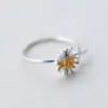 Niedlicher kleiner Gänseblümchen- und Blätter-Ring aus echtem Sterlingsilber 925 für Damen, modisch, offen, verstellbar, feiner Pflanzenschmuck 210707