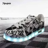 7ipupas 27-44 Ricarica USB Moda LED Scarpa New Graffiti sneaker luminosa per bambino ragazzo ragazza unisex Luminoso Light Up Sneakers 210329