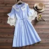 Mori Girl Fofo Kawaii Vestido Listrado Verão Estilo Preppy Moda Deesses Peter Pan Gola Flare Manga Casual Doce Renda Babados 210520