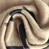 Av högsta kvalitet mode kvinnor kashmir halsduk man kvinnor vinter tjock sjal scarve gitter bokstäver halsdukar styles låda valfritt 180 35cm308p