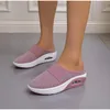 Kapcie dla para Modele Hollow Out Comfort Closed Toe Unisex Slajdy Poduszki powietrza Dolne Oddychające Obuwie Casualowe 35-43 Rozmiar