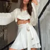 Blanco elegante satén 2 conjunto de dos piezas mujeres linterna mangas largas crop tops cardigan sexy cintura alta mini tenis faldas deportivas 2021 Y0824