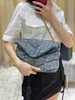 Fabrika, Loulou Puffe denim omuz çantası en kaliteli kadın nubuck deri kemer yüksek kapasiteli zincir çapraz gövde tasarımcısı el çantaları satıyor