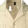 Mäns traditionella kubanska läger krage Guayabera skjorta kortärmad broderad mexikansk karibisk stil strandskjorta med 4 fickor 210305