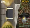 Appliques murales d'extérieur à LED Lumières supérieures et inférieures carrées Corps en aluminium IP65 Étanche AC110-240V Murs extérieurs Lumière Chemin Cour Jardin Rue Décoration Lampe