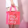 Aanpasbare Waterdichte Strand Duidelijke Winkelen Zakken Opslag Cosmetische Tas Hoge Kwaliteit Transparante Little Neon Pink PVC Tas Tas