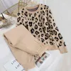 Mode rétro femmes costumes tricotés léopard à manches longues pull à col rond + à lacets taille poche sarouel ensembles coréens 211118