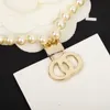 Pärla kort hänge halsband lyx c designer smycken kvinnor hängsmycke halsband mode kvinnor gåva halsband diamant halsband män d2111022hl