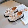 Big Bow Knot Girls Shod Kids Casual Leather Flats TSTRAP 웨딩 파티 황소 영국 어린이 Sweet 220705